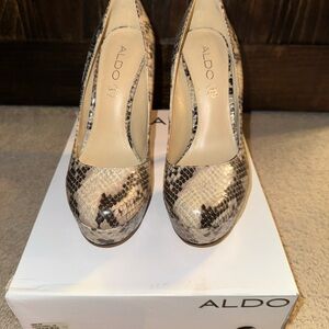 Aldo CapeCoral Snakeskin Pattern heels
